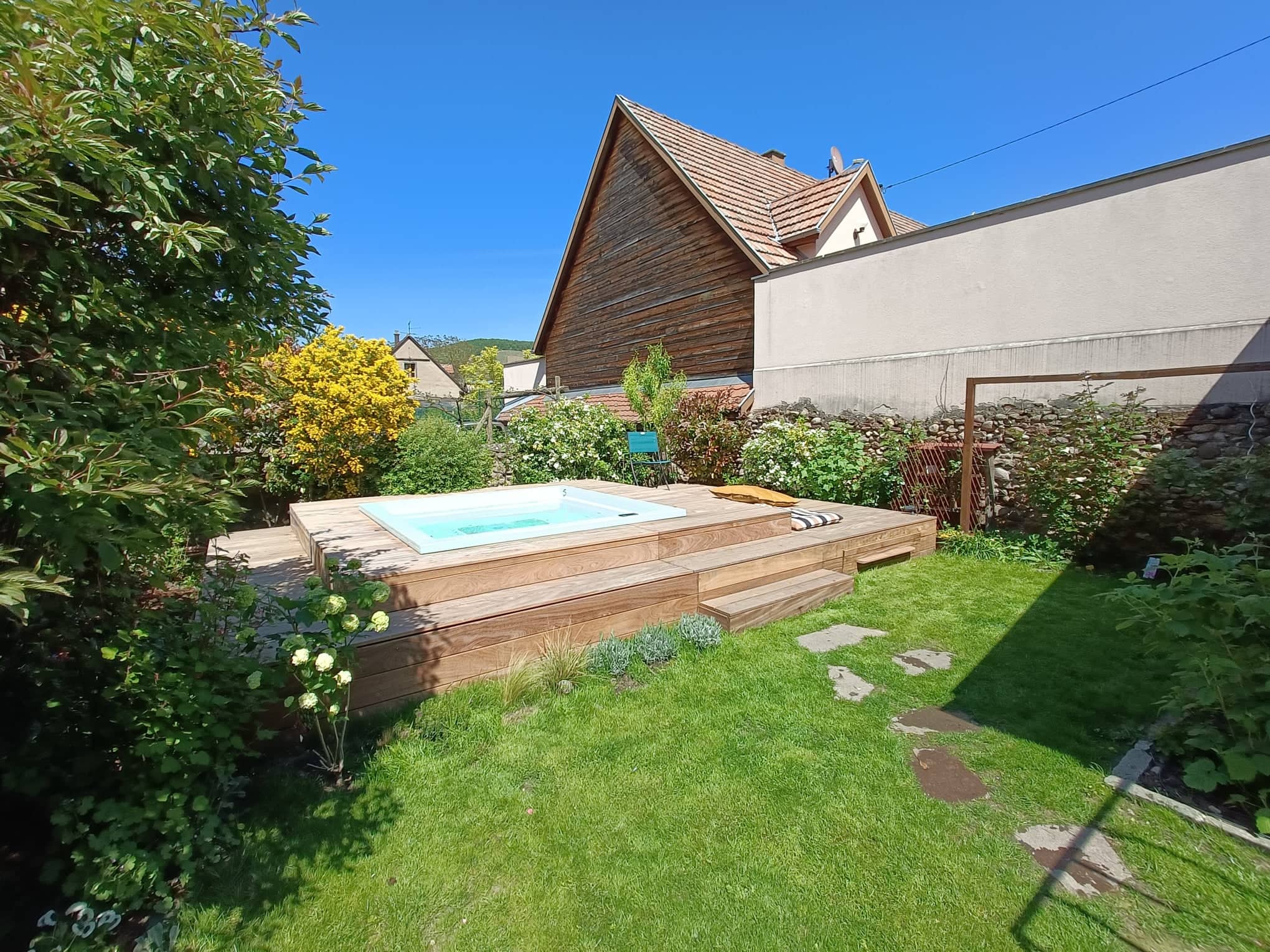 TERRASSE BOIS SPA | Passion Jardins Travaux de maçonnerie paysagère et ouvrages extérieurs sur mesure à proximité de Colmar et Sélestat Cernay 3